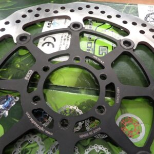 NG TARCZA HAMULCOWA PRZÓD BMW S 1000R/RR/XR 13-18, MOTO GUZZI CALIFORNIA 1400 13-18 (320X64X5,0MM) (6X8,5MM) WAVE PŁYWAJĄCA (MONTOWANA W CELU PREZENTACJI - ŚLADY PO ŚRUBACH)